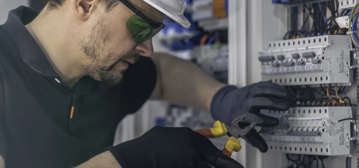 Manutenção Elétrica Predial
